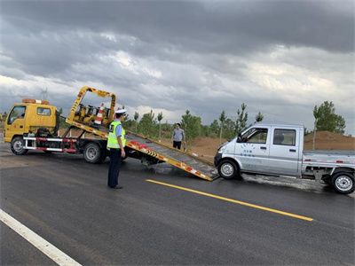 察雅高速公路救援